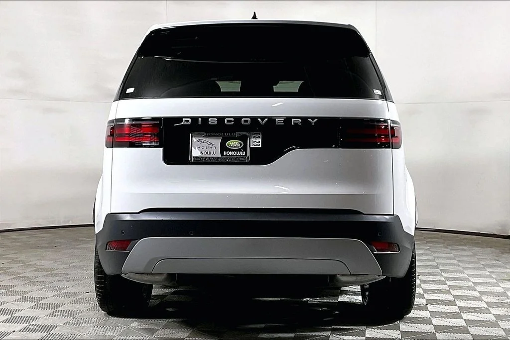 New 2026 White Land Rover S image 3