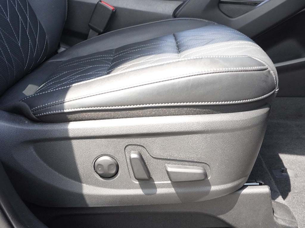 Used 2024 Red Kia SX-Prestige X-Line image 37