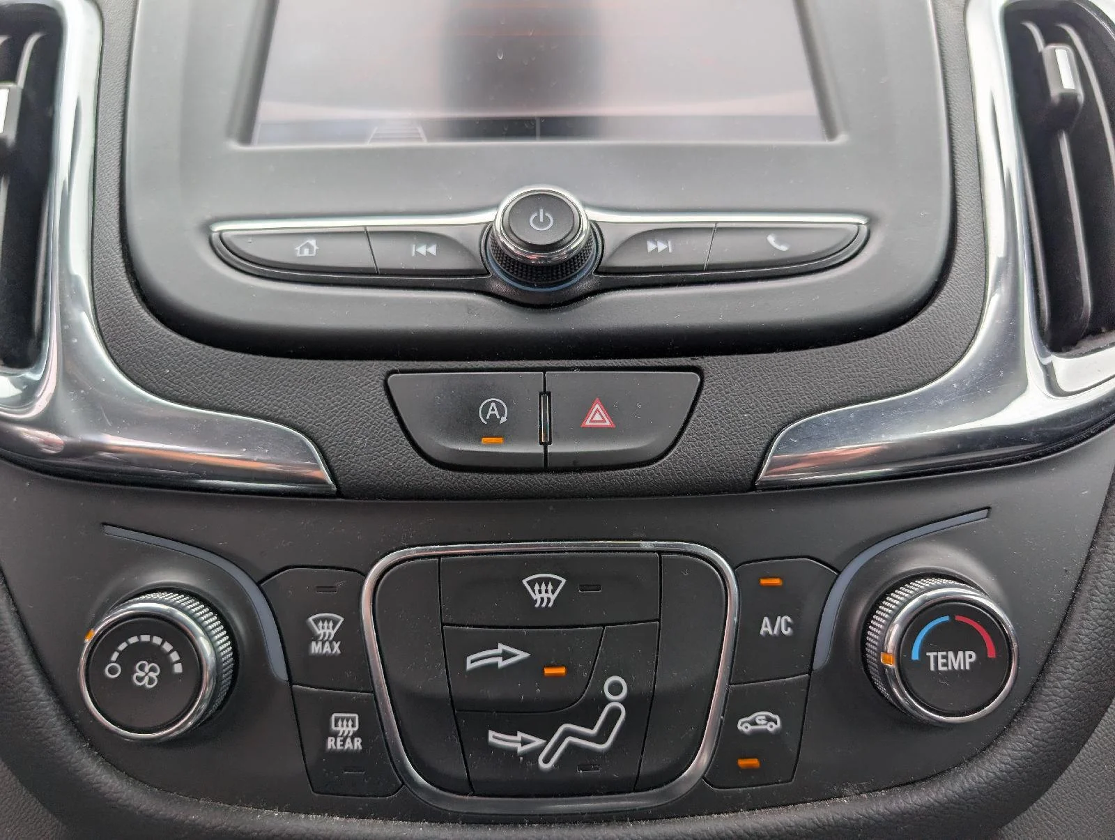 Used 2023 Summit White Chevrolet LT image 20