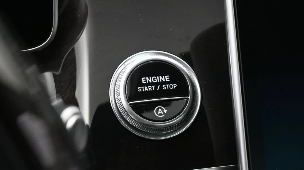 Used 2024 Silver Mercedes-Benz Maybach S 580 image 26
