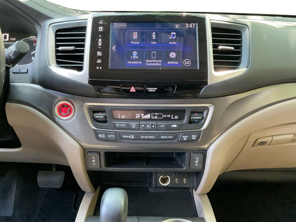 Used 2017 White Honda EX-L image 12