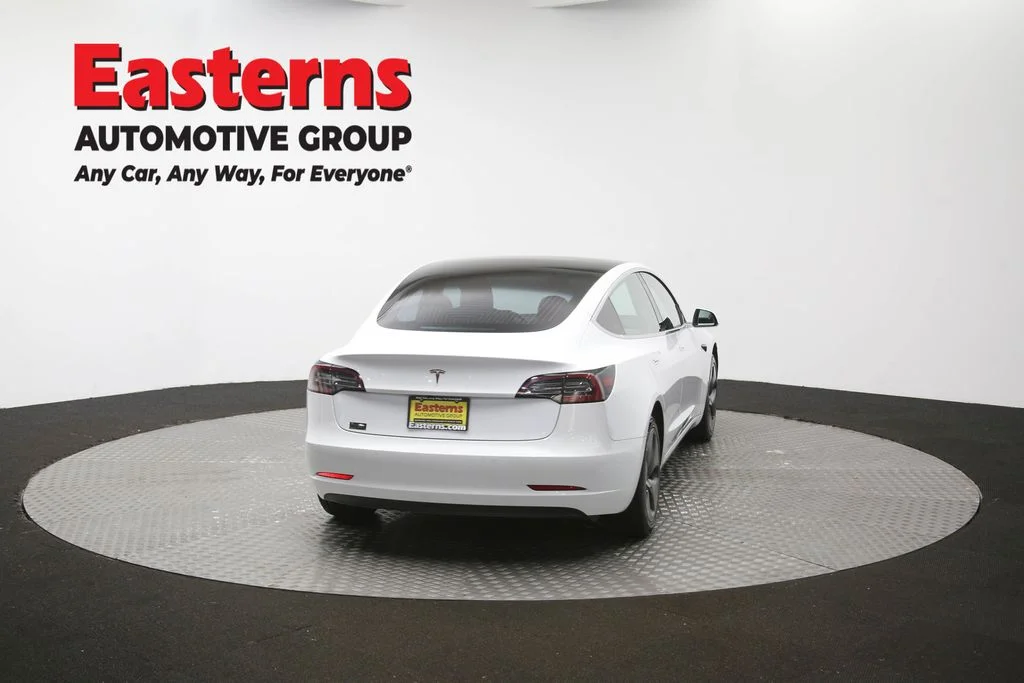 Used 2018 White Tesla Mid Range image 33