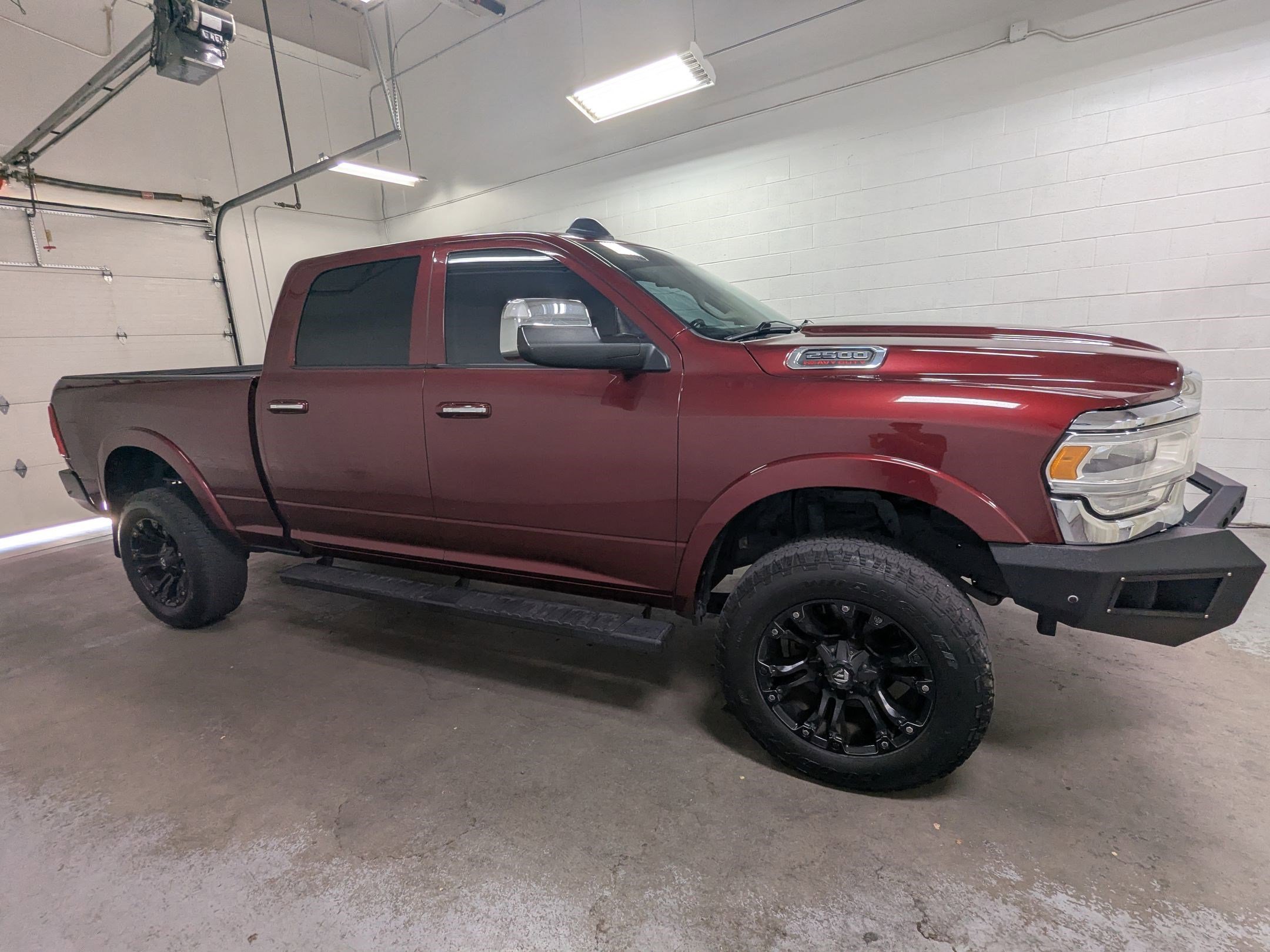 Certified Used 2022 Delmonico Red Pearlcoat Ram Laramie image 3