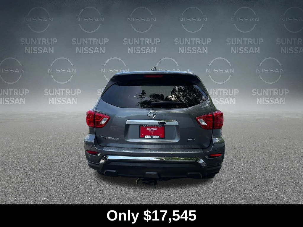 Used 2020 Gray Nissan S image 4