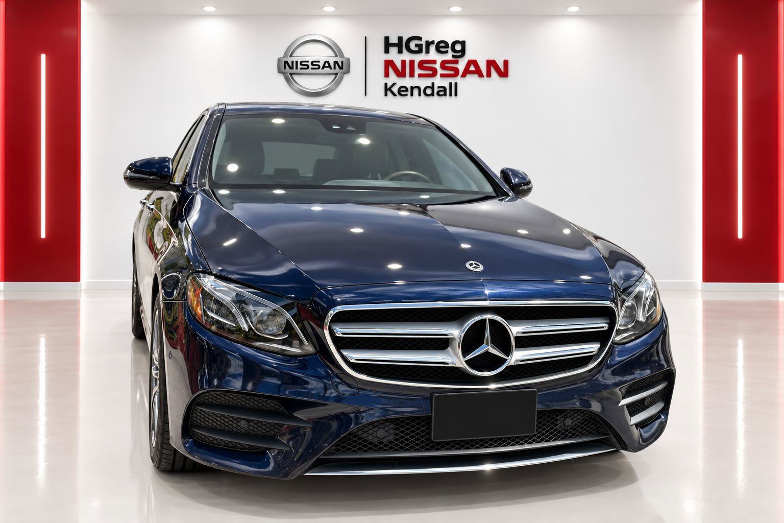Used 2018 Blue Mercedes-Benz E 300 image 5