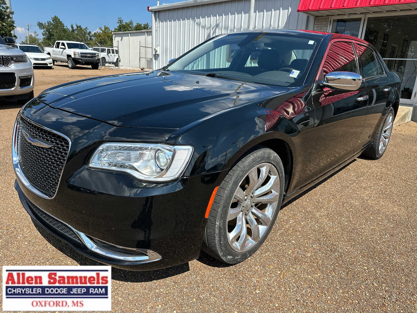 Certified Used 2018 Gloss Black Chrysler Limited image 7