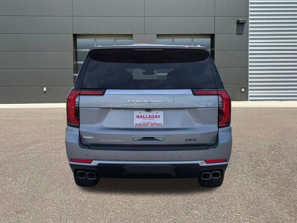 2026 GMC Yukon XL Denali - Photo 7