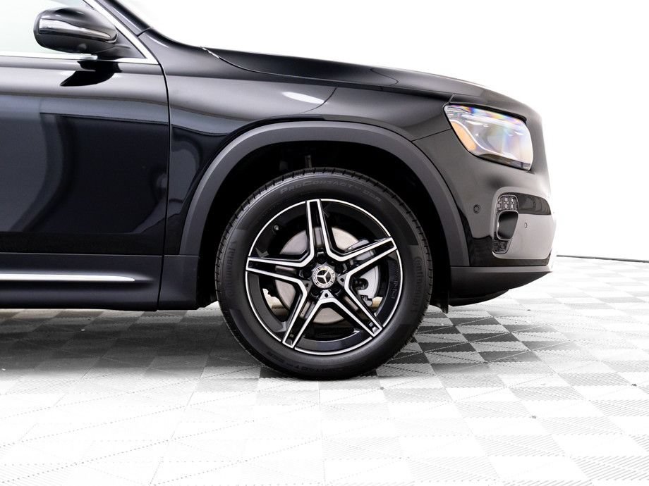 New 2026 Night Black Mercedes-Benz GLB 250 image 82