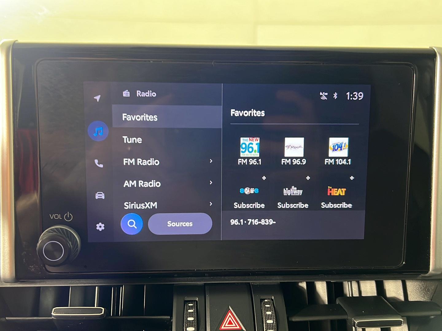 Used 2023 Silver Sky Metallic Toyota XLE Premium image 29
