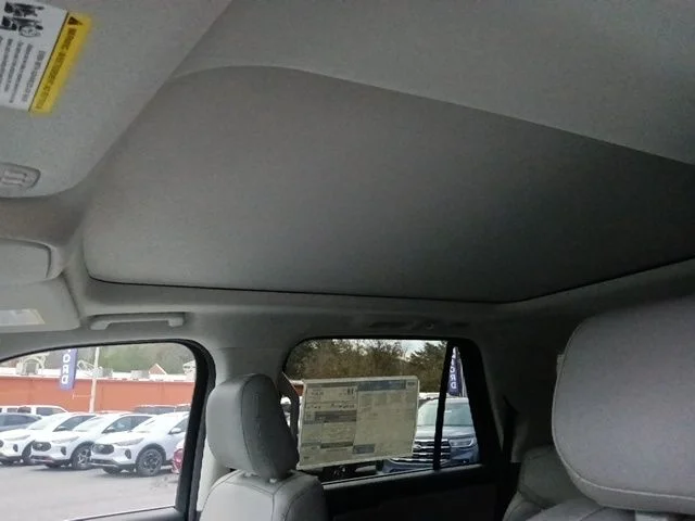 New 2025 Star White Metallic Tri-Coat Ford Active image 14