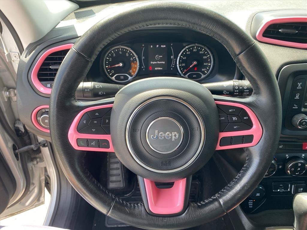 Used 2017 Glacier Metallic Jeep Latitude image 10