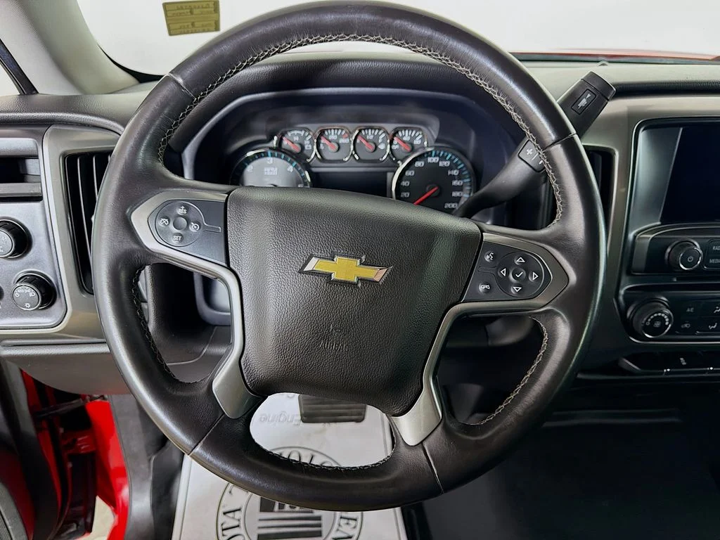 Used 2016 Red Chevrolet LT image 13