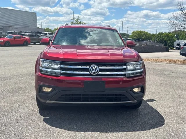 Used 2019 Red Volkswagen 3.6L V6 SE image 10