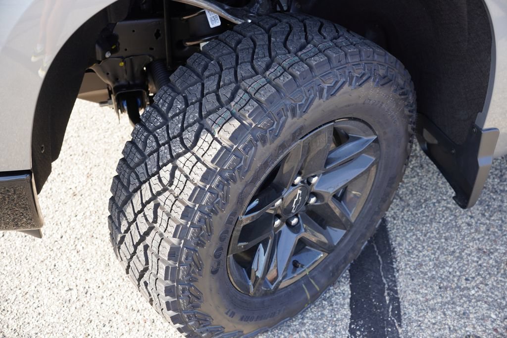 2026 Chevrolet Silverado 1500 LT Trail Boss - Photo 9