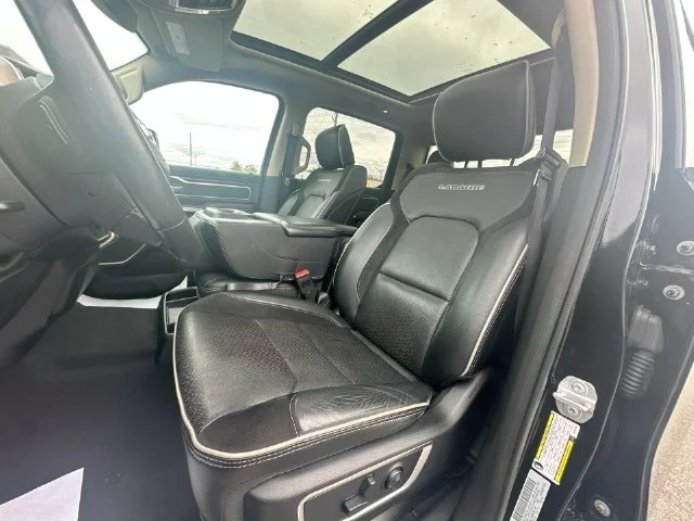 Used 2019 Black Ram Laramie image 14