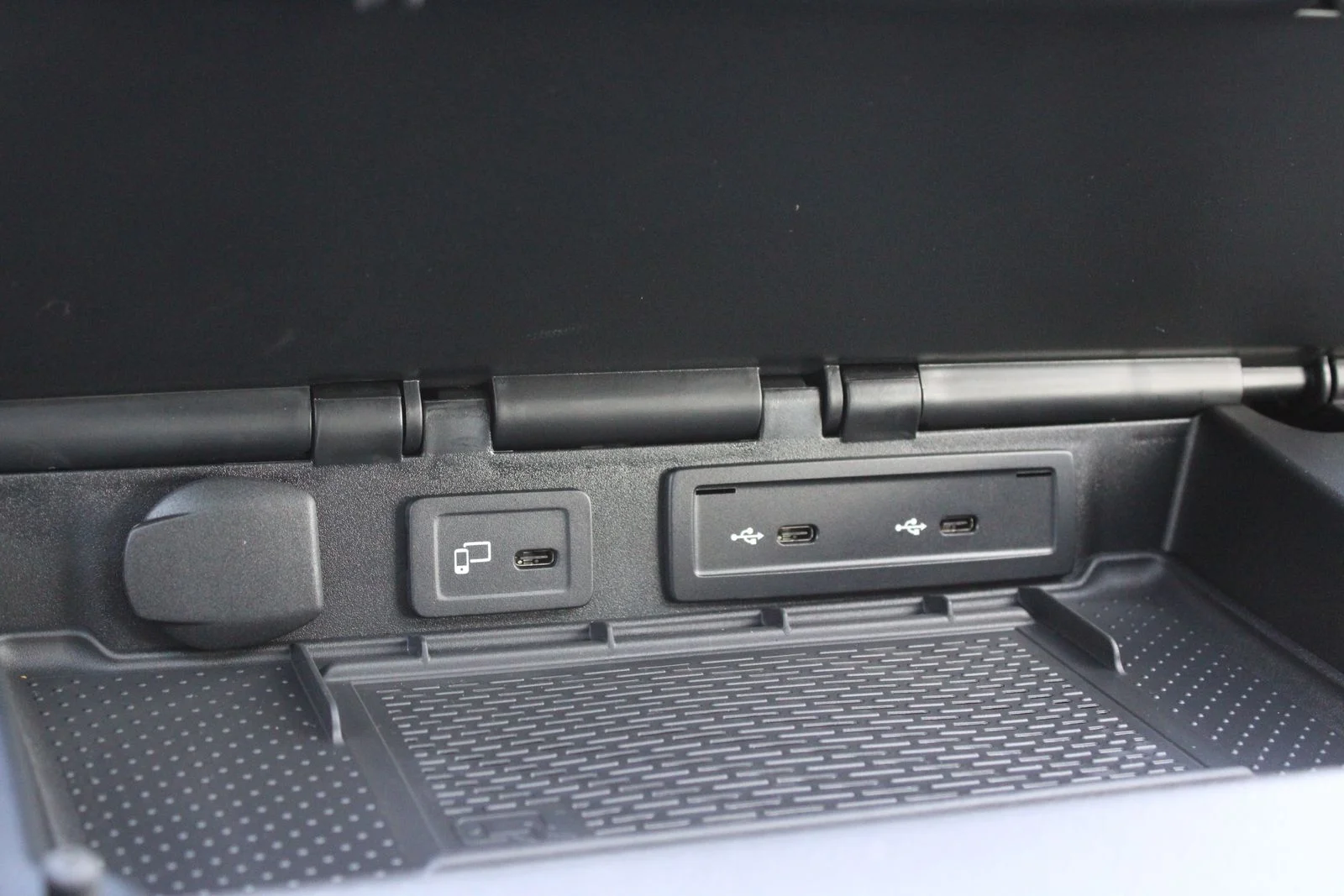Used 2022  Mercedes-Benz Crew 144 WB image 20