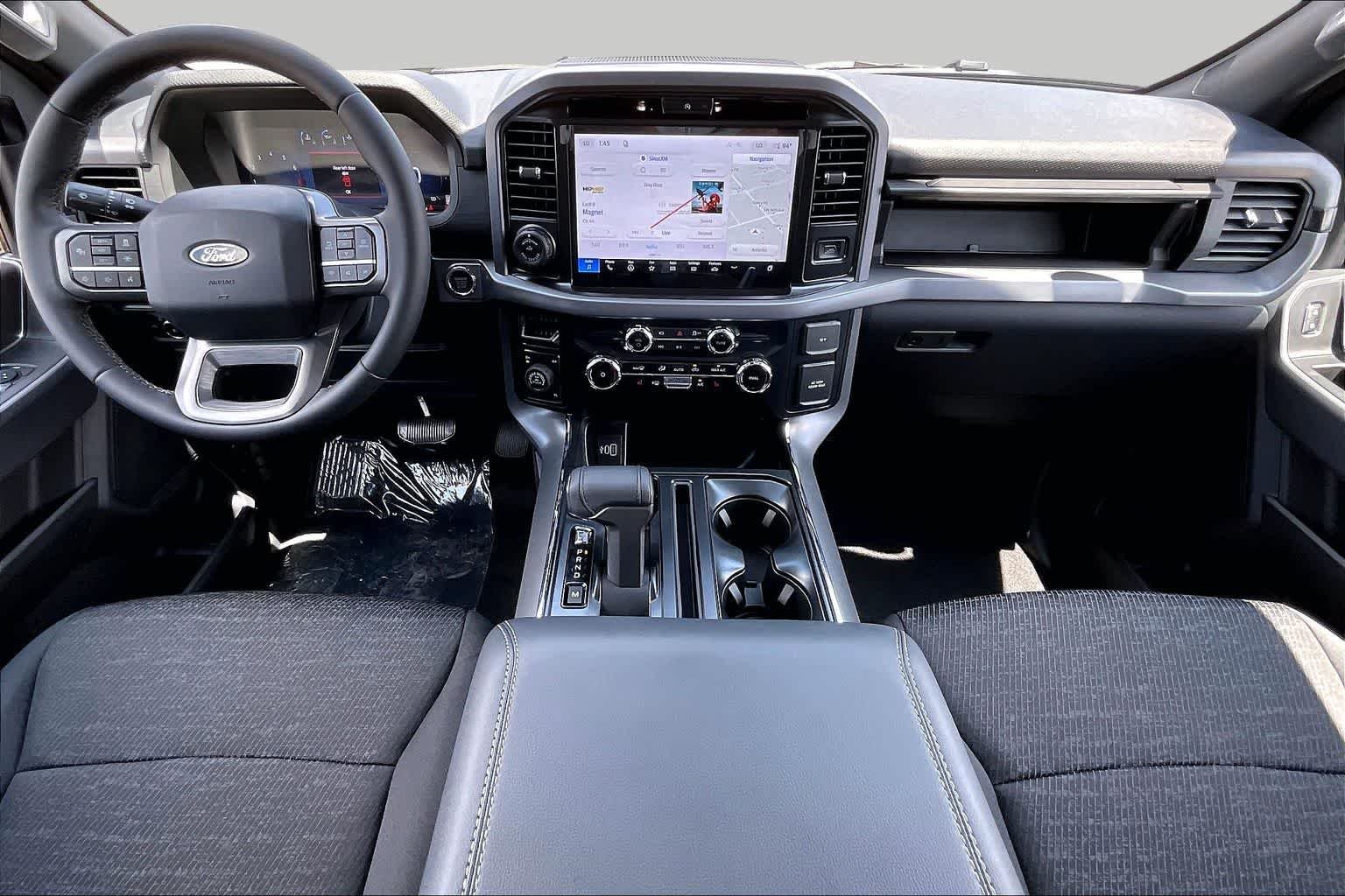 New 2026 Agate Black Metallic Ford XLT image 5