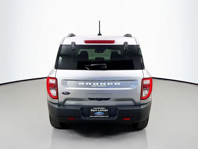 Used 2023 Silver Metallic Ford Outer Banks image 6