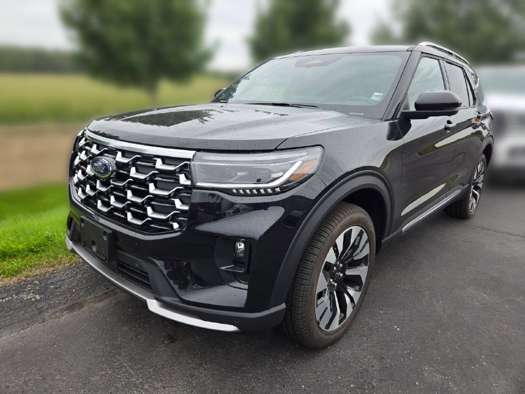 New 2026 Agate Black Metallic Ford Platinum™ image 5