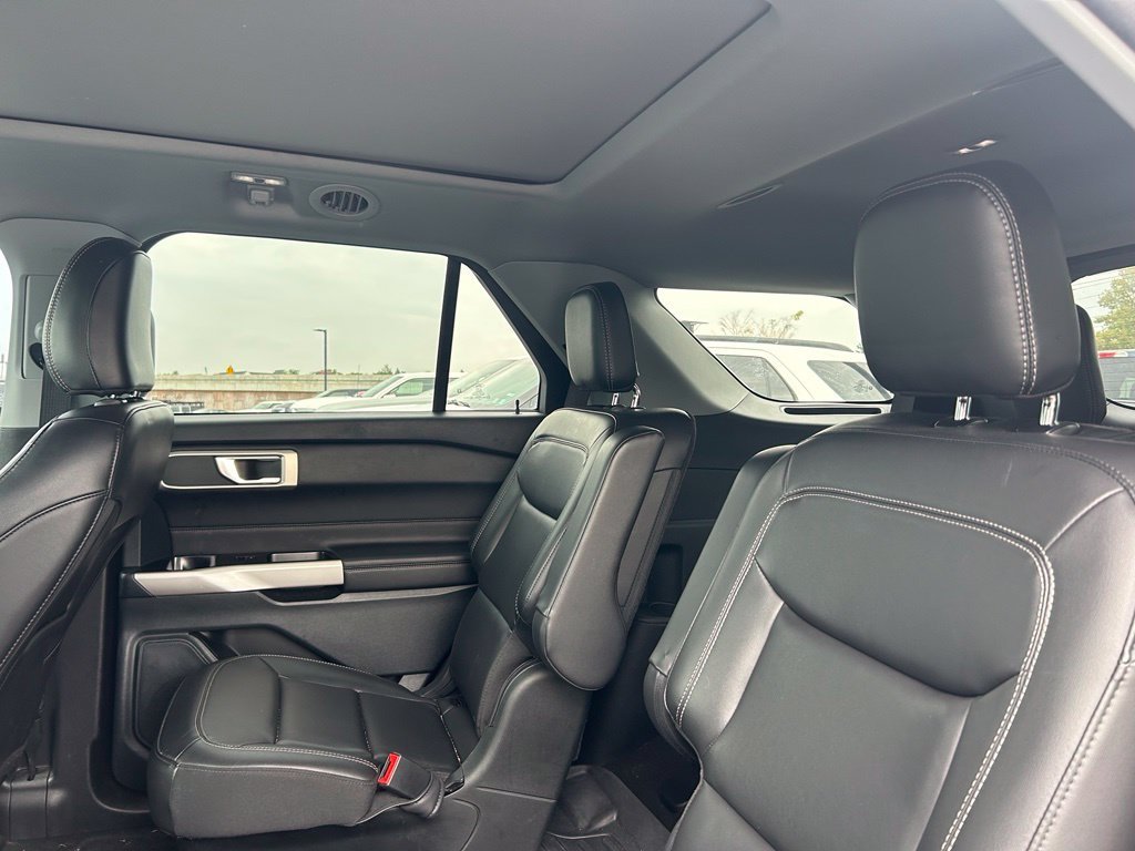 Used 2023 Black Ford XLT image 23