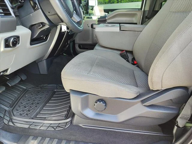 Used 2022 White Ford CREW XLT image 14