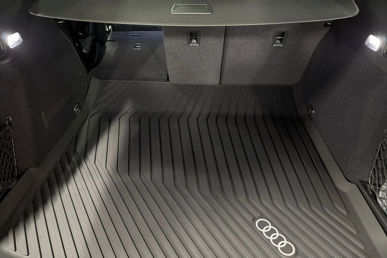 New 2027 Daytona Gray Pearl Effect Audi Premium Plus quattro image 14