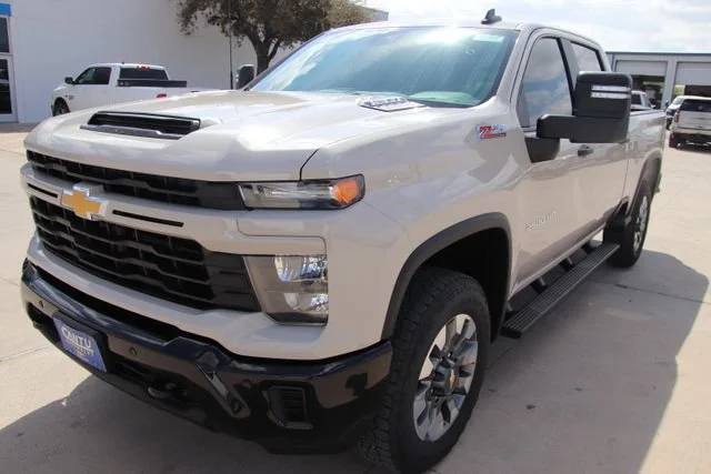 New 2026 White Sands Chevrolet Custom image 5