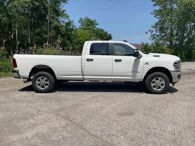 New 2026 Bright White Clear-Coat Exterior Paint RAM BIG HORN image 4