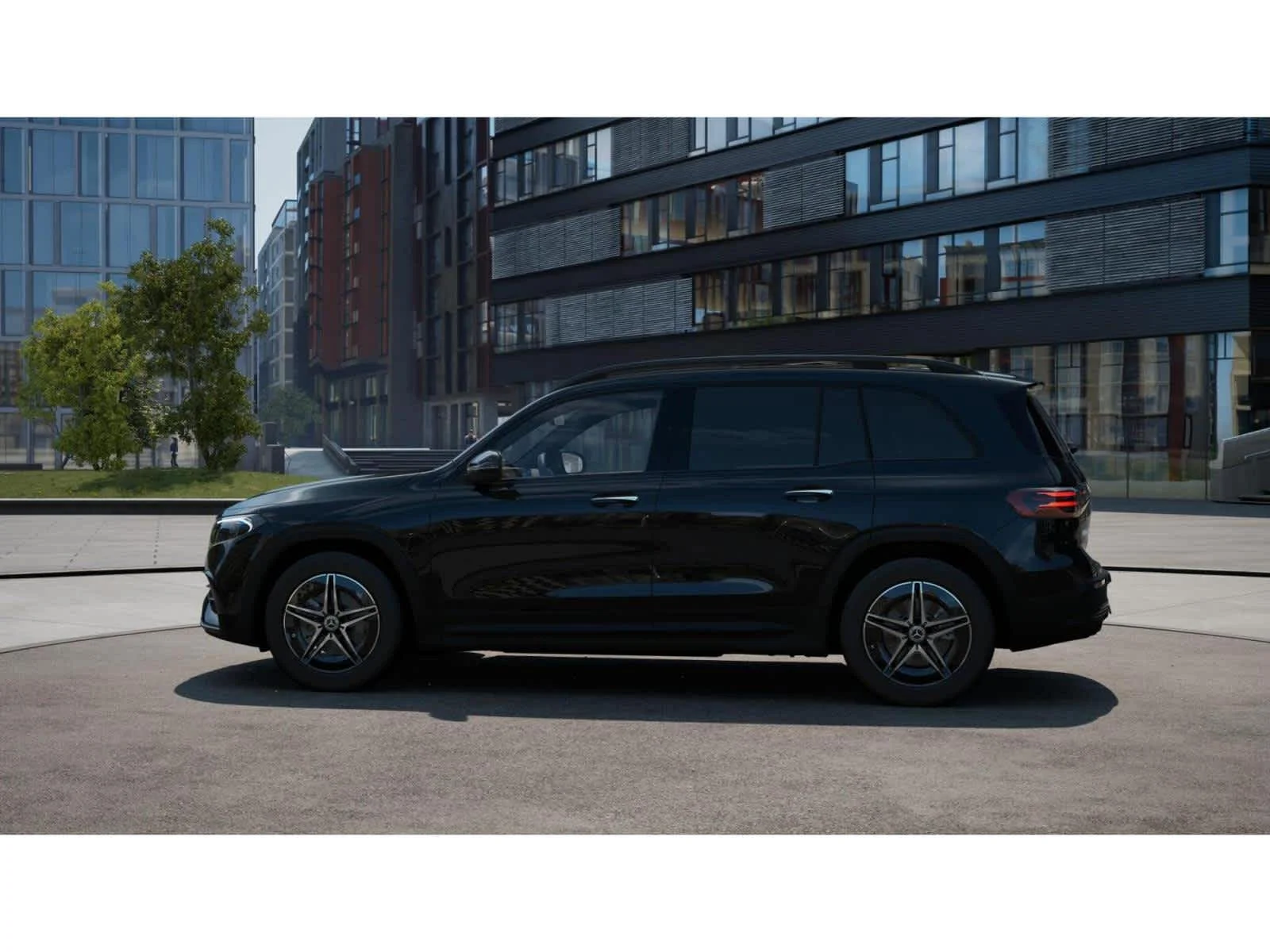 Used 2024 Night Black Mercedes-Benz EQB 250+ image 32