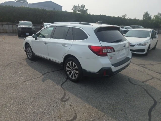 Used 2019 White Subaru 2.5i image 3