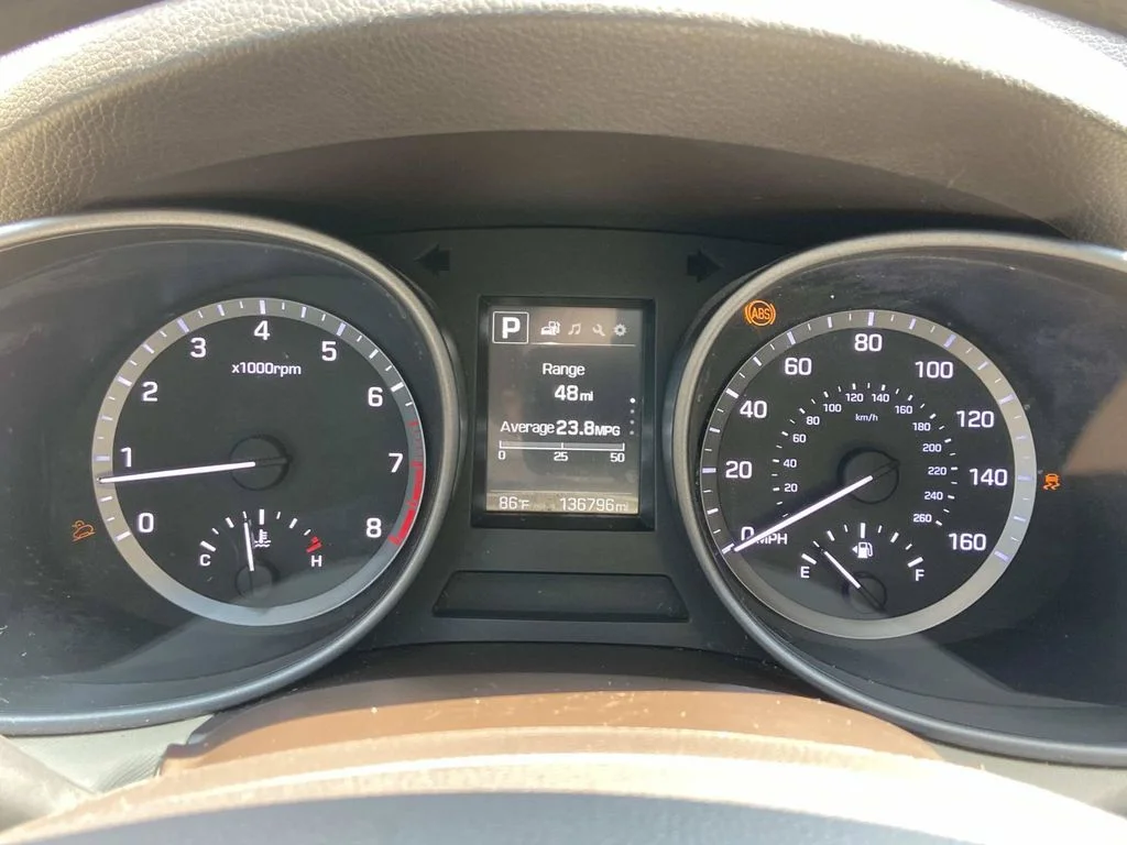Used 2017 White Hyundai 2.4 Base image 27