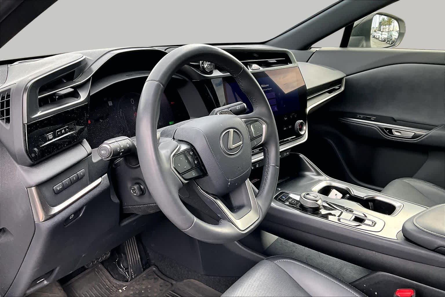 Certified Used 2023 EMINENT WHITE PEARL Lexus Premium image 18