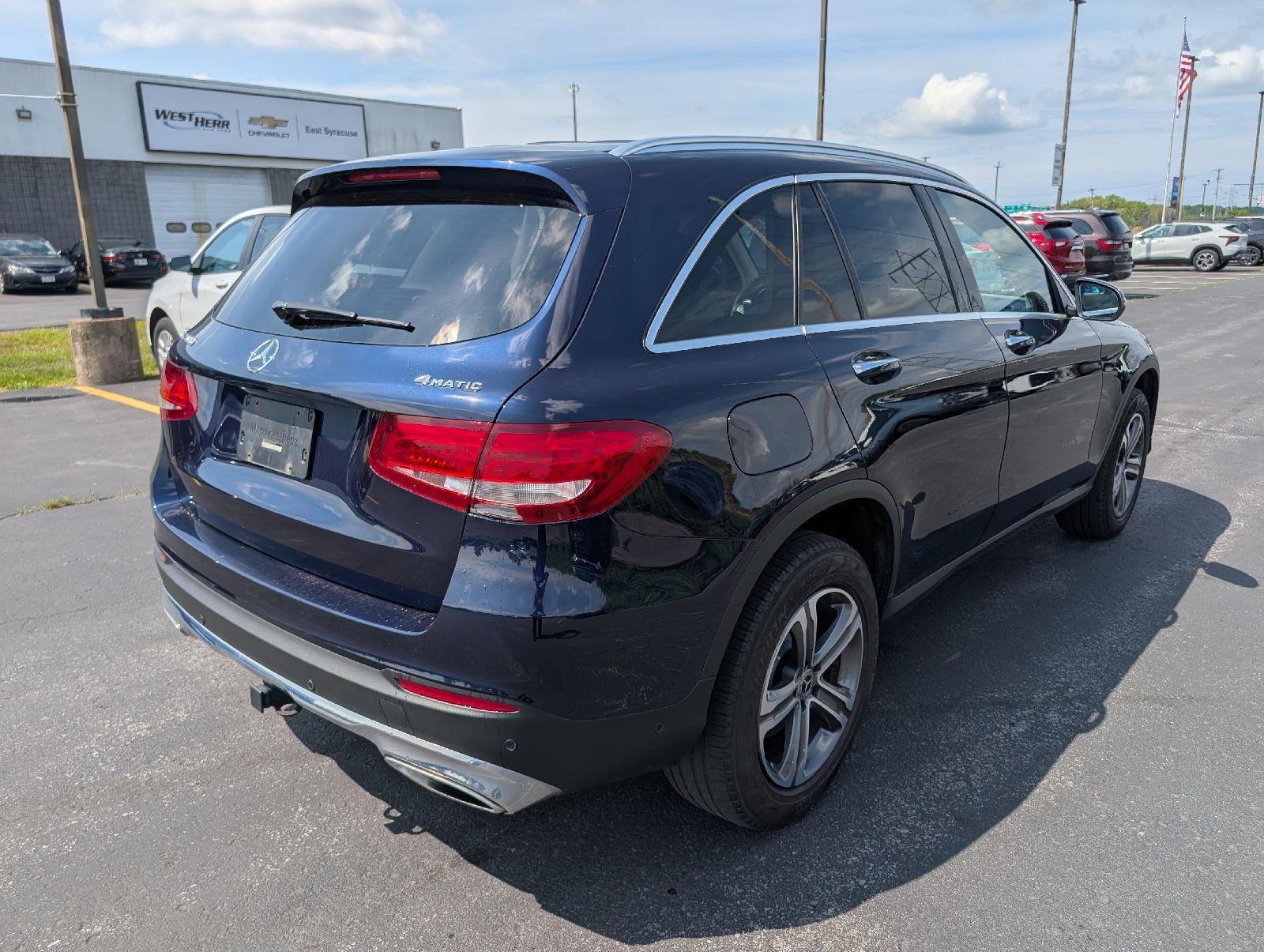 Used 2019 Lunar Blue Metallic Mercedes-Benz GLC 300 image 7