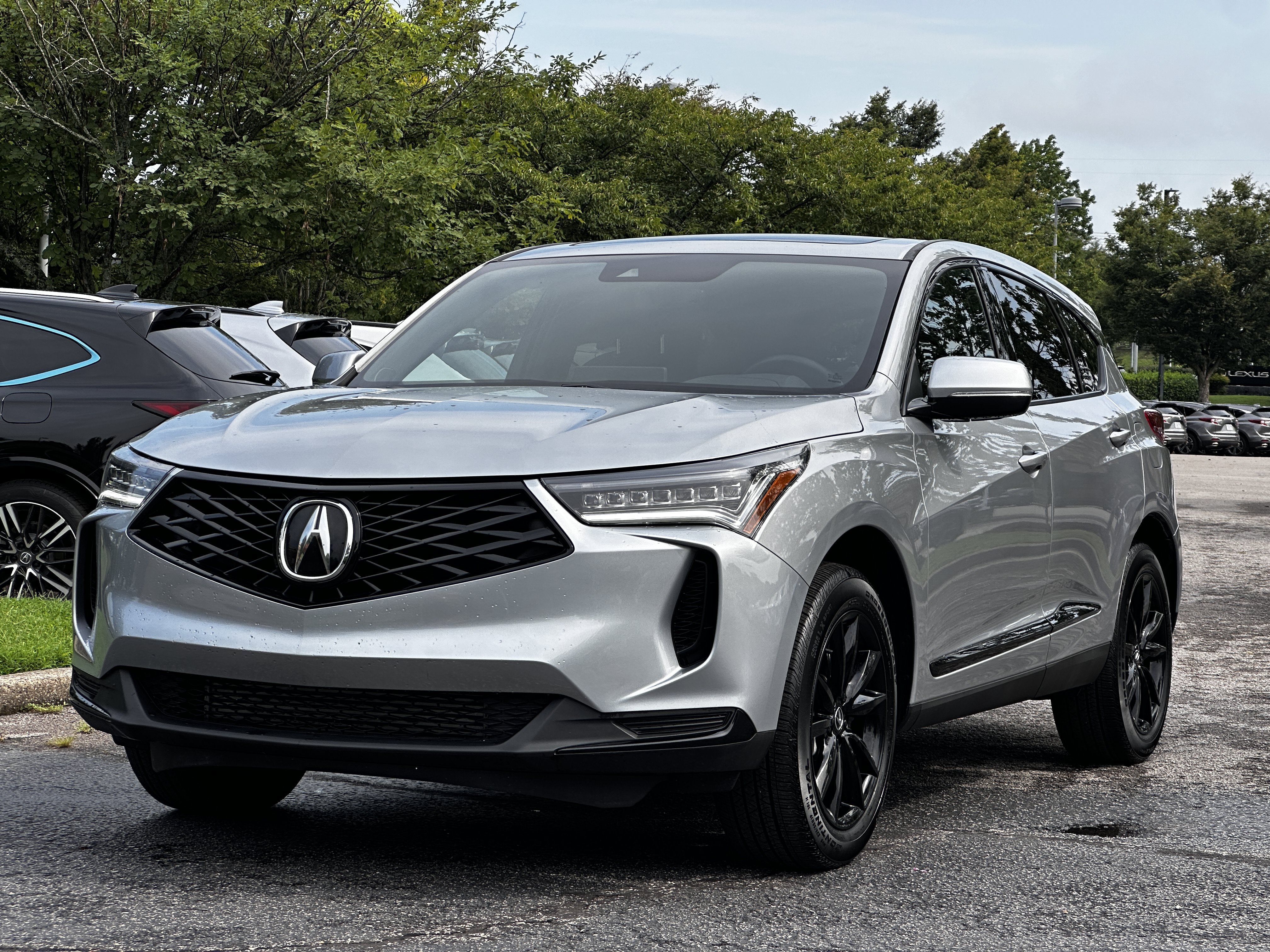 Used 2025 Solar Silver Metallic Acura SH-AWD image 43