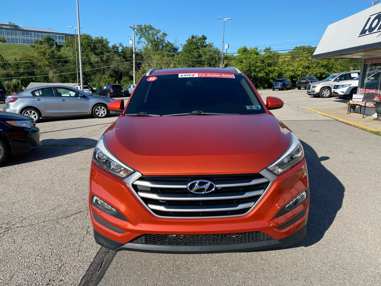 Used 2017 Sedona Sunset Hyundai SE image 2