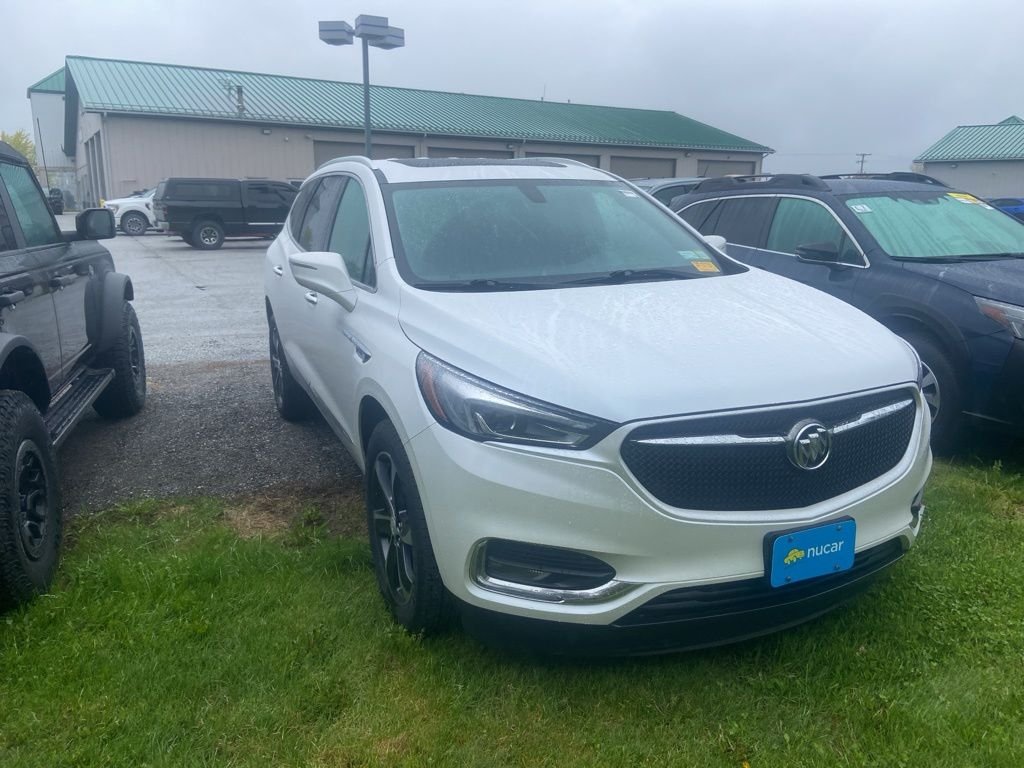 2020 Buick Enclave Essence AWD's photo