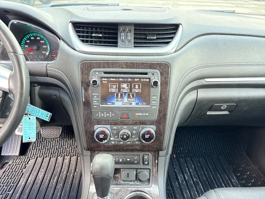 Used 2015 Red Chevrolet 2LT image 22