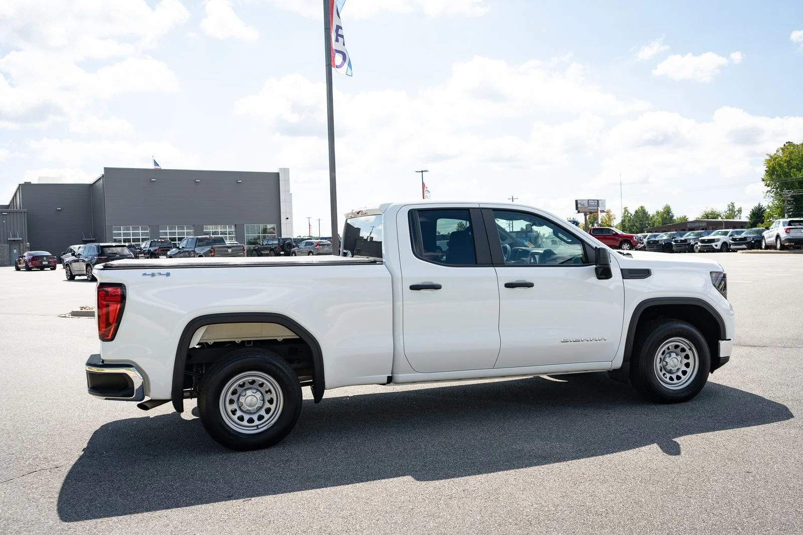 Used 2023 White GMC Pro image 10