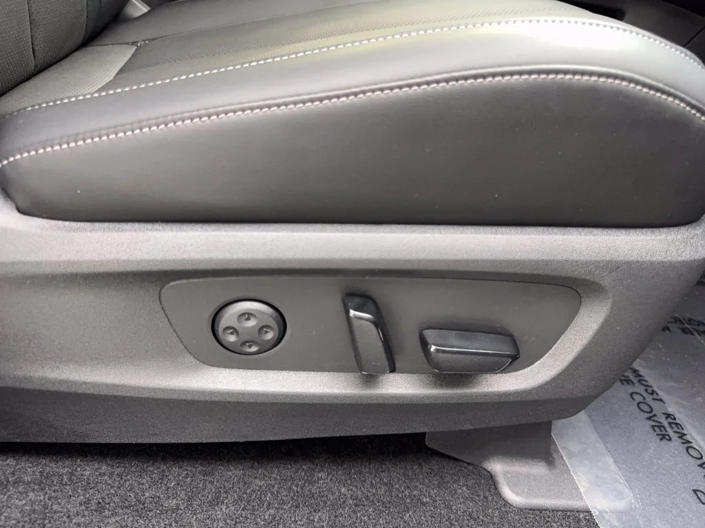 Used 2026 Gray INFINITI LUXE image 53