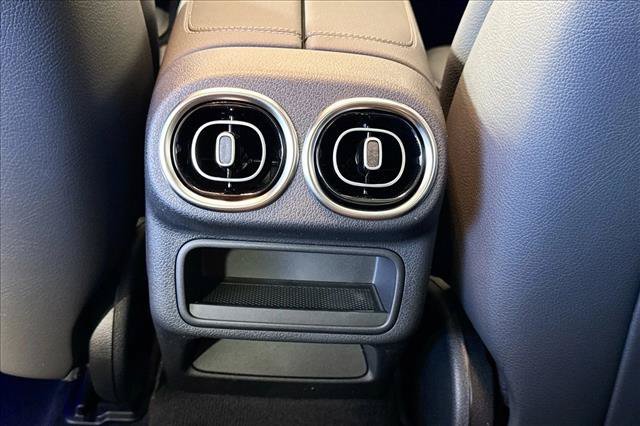 New 2026 Polar White Mercedes-Benz GLC 300 image 53