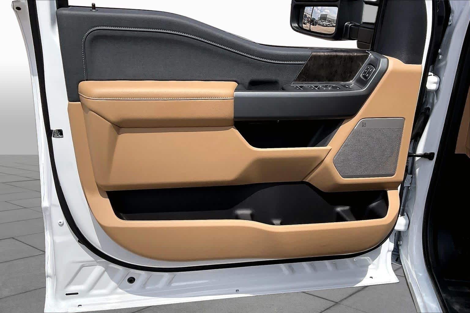 New 2026 Oxford White Ford F-250® Lariat® image 10