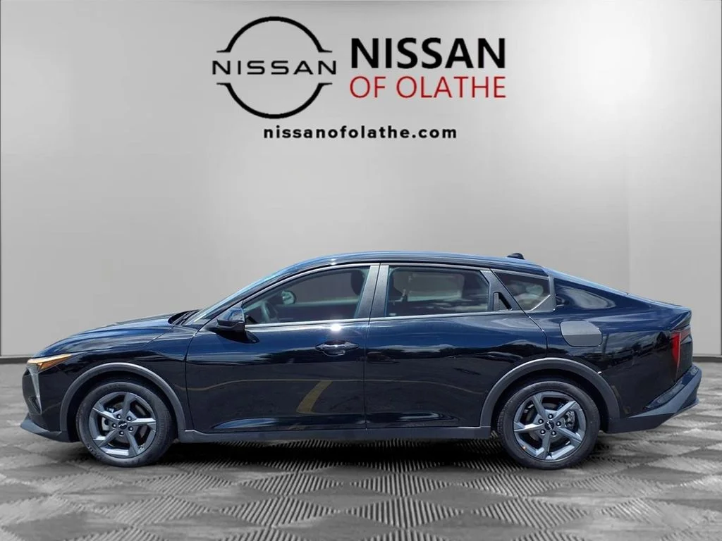 2025 Kia K4 LXS - Photo 21