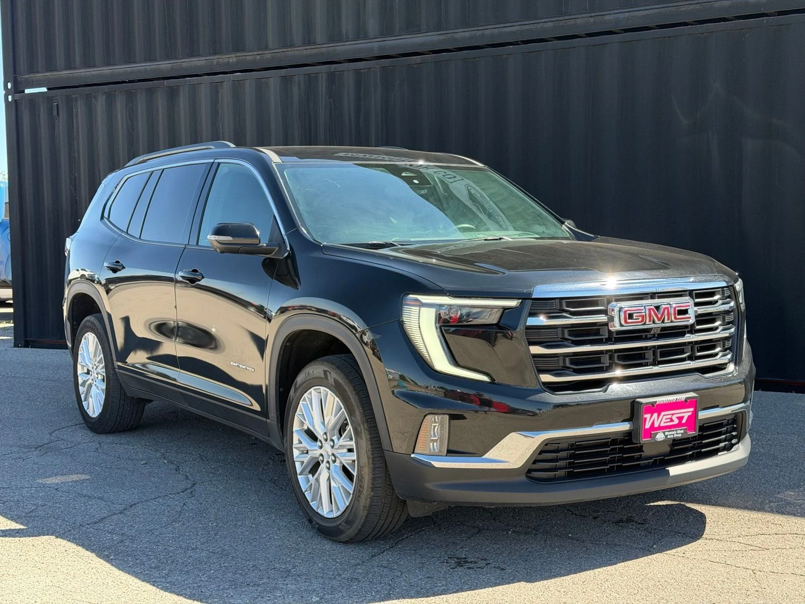 Used 2024 Black GMC Elevation image 3