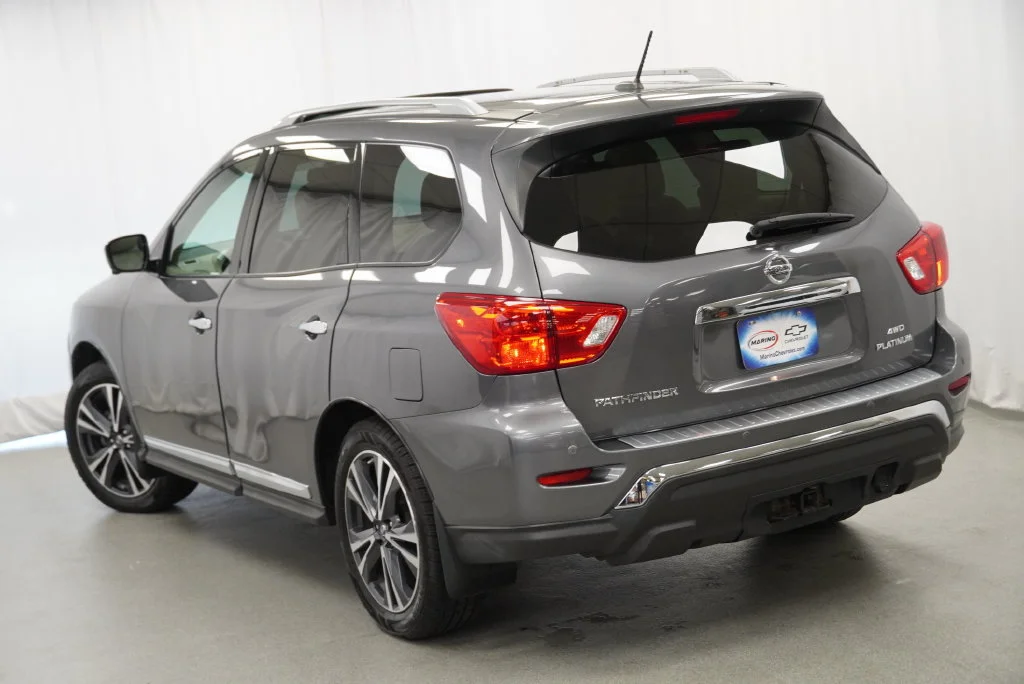 Used 2017 Gun Metallic Nissan Platinum image 16