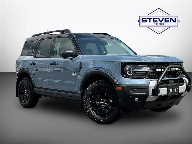 New 2026 Azure Gray Metallic Tri-Coat Ford Outer Banks® image 36