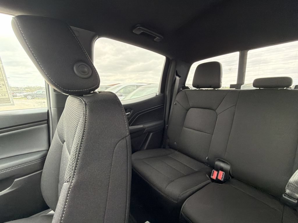 New 2026 Onyx Black GMC Elevation image 12