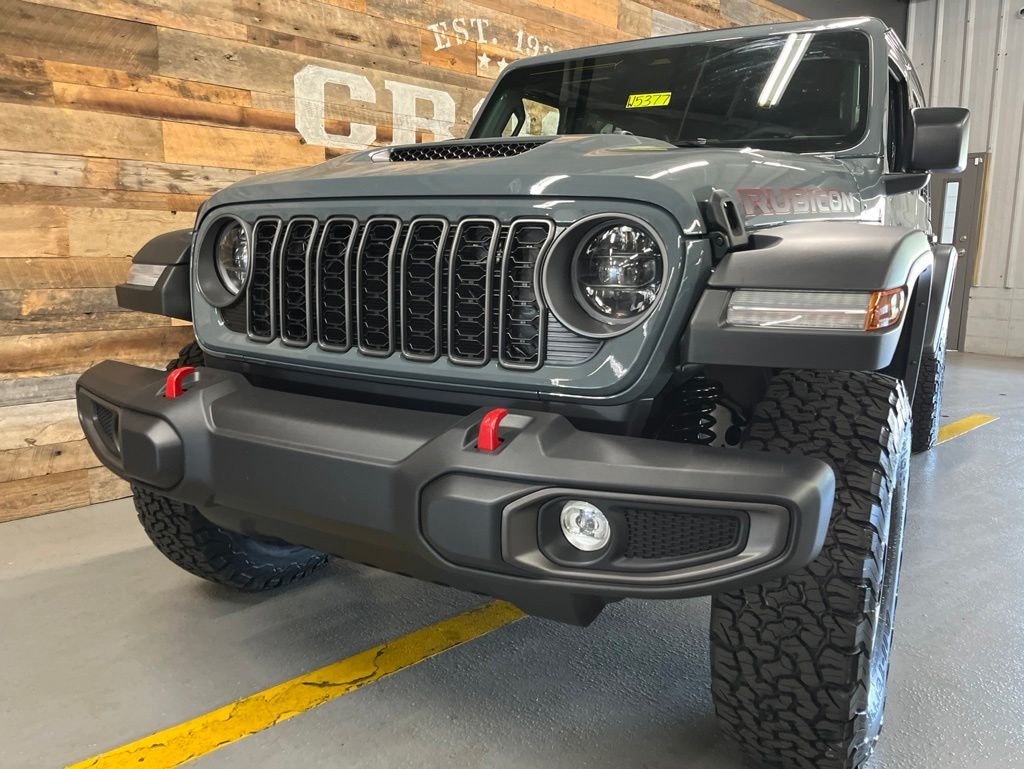 New 2026 Anvil Clear-Coat Exterior Paint Jeep Rubicon image 9