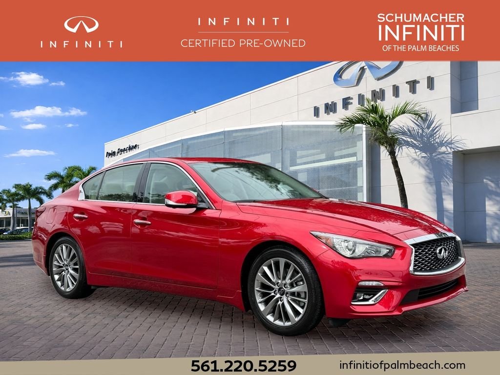 Used 2023 Red INFINITI LUXE image 1