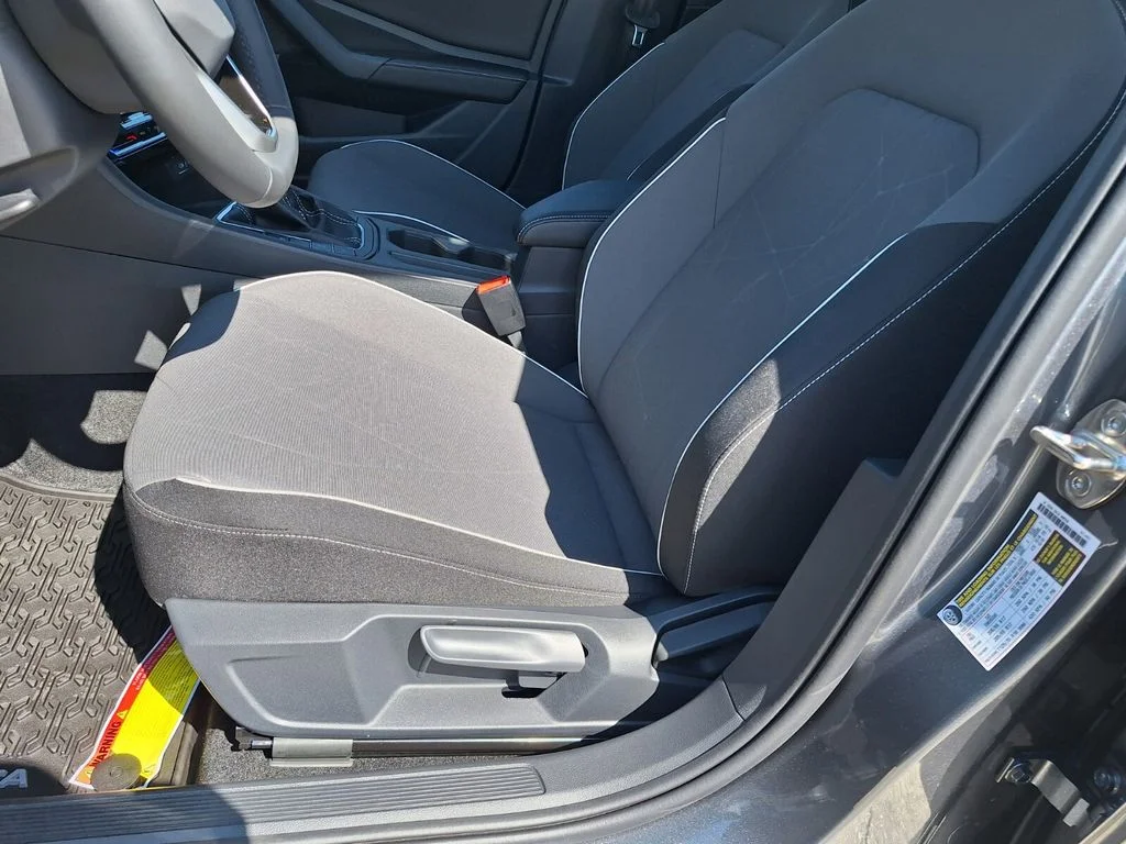 2026 Volkswagen Jetta Sport - Photo 23