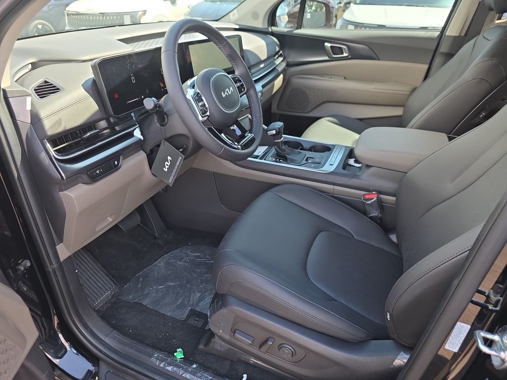 New 2026 Aurora Black Pearl Kia LXS image 11